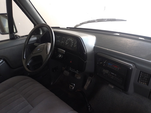 Ford F-100 3.6 Lujo