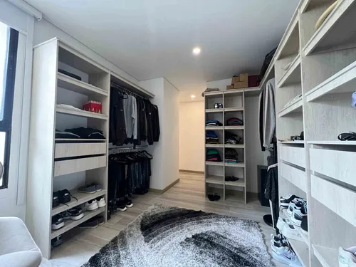 Apartamento En Venta En Loma De Las Brujas. Cod V12609