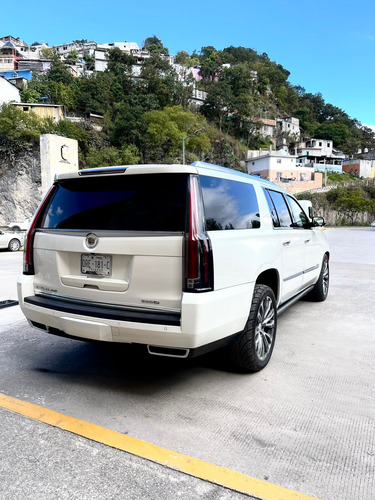 Cadillac Escalade ESV 6.2 Premium 8 Pasajeros At