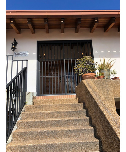 Imagen 2 de 16 de Se Vende Casa 780m2 6h+2s/6b+2s/6p Prados Del Este 6885