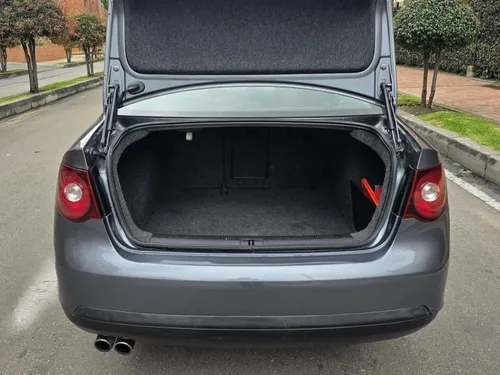 Volkswagen Bora Prestige Tp 2500cc Ct Fe