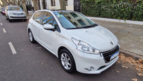 Peugeot 208 1.6 Allure Tiptronic