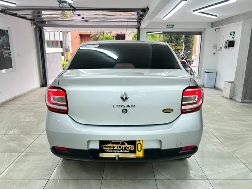 Renault Logan At 2023