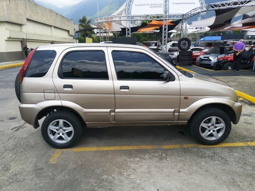 Imagen 4 de 13 de Toyota Terios