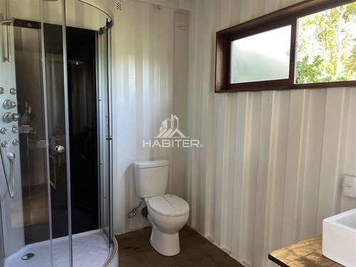 Casa En Venta De 5 Dorm. En Colbún