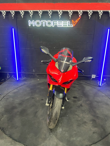 Ducati Panigale V4s