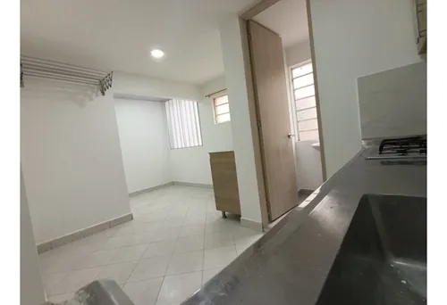Se Vende Local Comercial/apartaestudio En Bombona