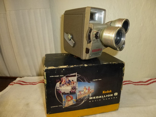 Antigua Cámara Filmadora 8mm Kodak Medallion U.s.a.