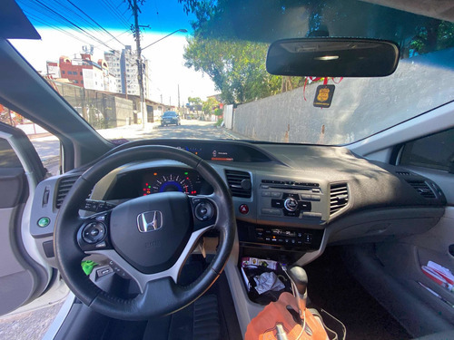 Imagem 10 de 13 de Honda Civic 2014 1.8 Lxs Flex Aut. 4p
