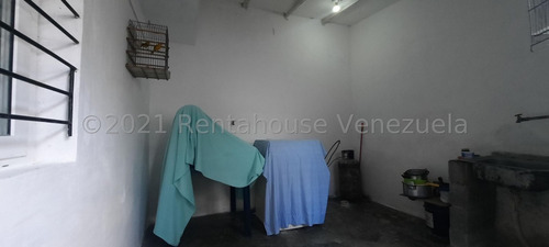 Imagen 5 de 30 de Casa En Venta En Cabudare El Trigal, Flex. Mls #22-24439, Profesional Inmobiliario Rocelys Lugo, 0414-1275734