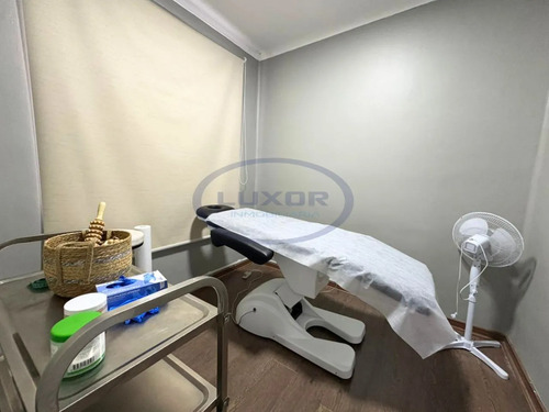 Casa Comercial De 2 Pisos En Arriendo Para Distintos Rubros