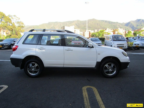 Mitsubishi Outlander 4x4 2.4 At