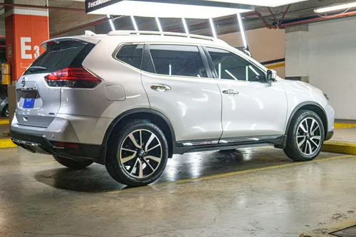 Nissan X Trail 2.5 Exclusive Connect 4x4