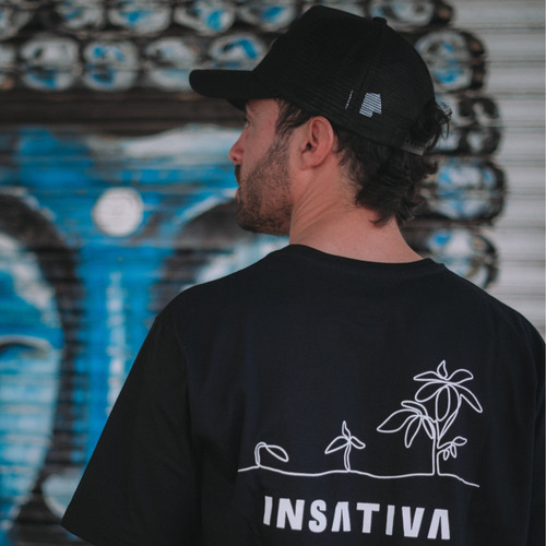 Gorra Insativa Visera Curva Logo Negro