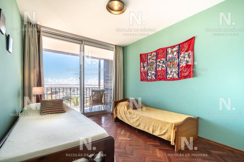 Venta Apartamento De 2 Dormitorios Con Vista Al Puerto, Punta Del Este- Ref: 2994