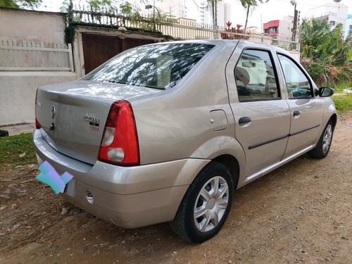 Imagem 4 de 13 de Renault Logan 2009 1.6 Expression Hi-torque 4p