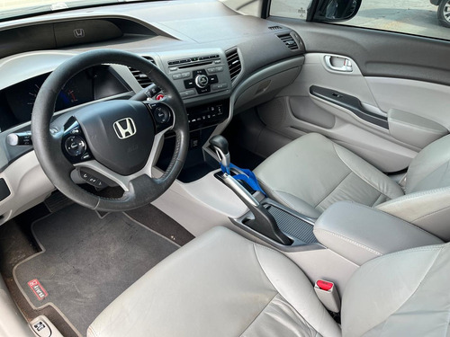 Honda Civic 2.0 Lxr Flex Aut. 4p