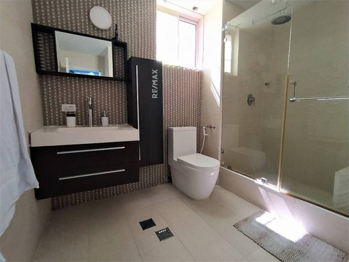 Imagen 8 de 18 de Re/max 2mil Vende Townhouse En Conj. Resd. Cayo De Agua, Urb. Sabanamar