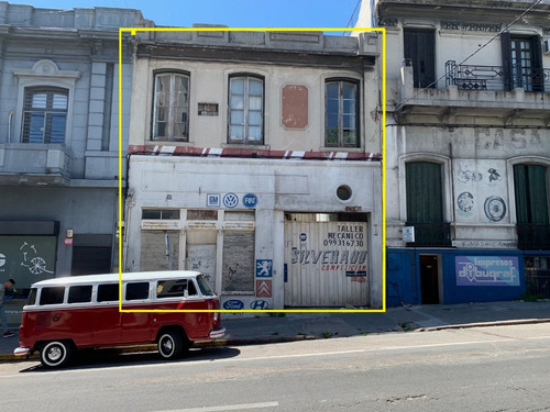 Excelente Local De 499m2 En El Centro. Zona Repuestos.