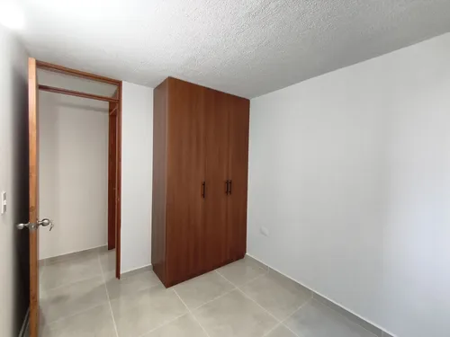 Apartamento En Arriendo En Prados Del Este. Cod A30778