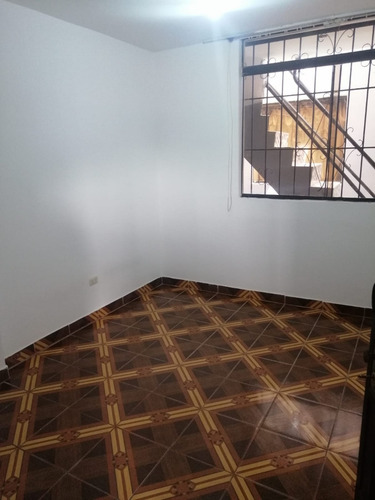 Imagen 12 de 19 de Alquiler Departamento Independiente San Juan De Miraflores