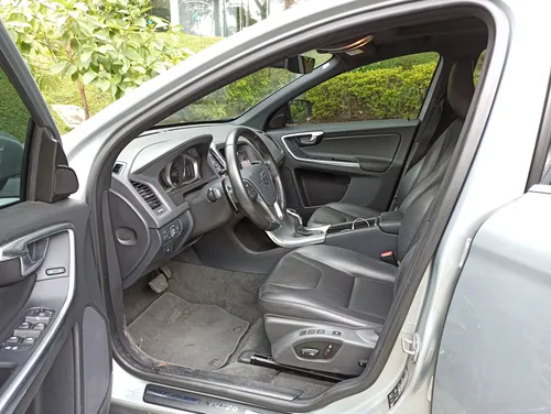 Volvo XC60 2.0 T5 Awd Summum