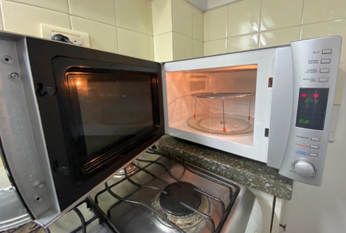 Oportunidad Microondas Bgh Quickchef 230d11a Impecable