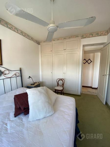 Venta De Departamento En Playa Grande