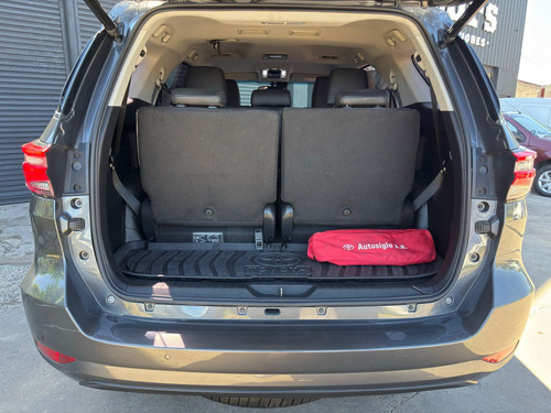 Toyota Hilux SW4 2.8 Srx 177cv 4x4 7as At