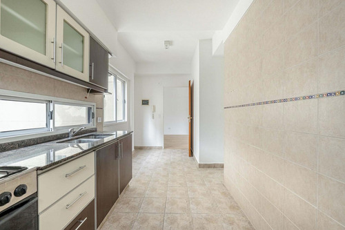 Departamento En Venta · 2 Ambientes · Almagro · San Luis Al 3200