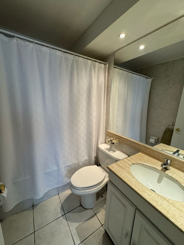 Hermoso Departamento Las Condes, 2d+2b Con Estacionamiento