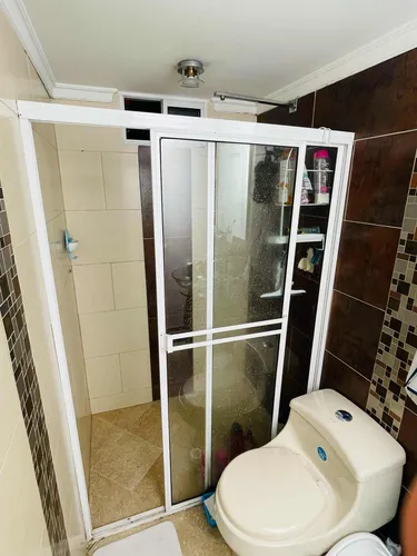 Vendo Casa Unifamiliar En Envigado, Doble Parqueadero.