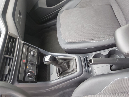 Volkswagen T-Cross 1.0 200 TSI TOTAL FLEX SENSE AUTOMÁTICO