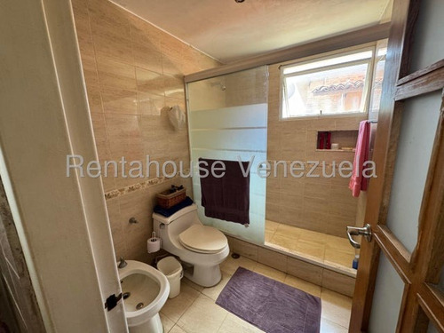 Venta De Casa Dúplex En El Alto Hatillo 25-17598