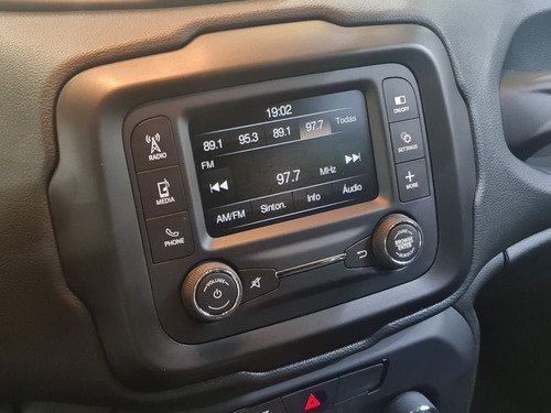 Imagem 6 de 11 de Jeep Renegade 1.8 16v Longitude 2019