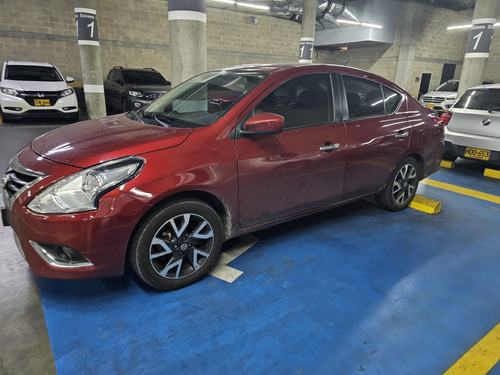 Nissan Versa 1.6 Advance