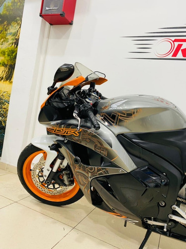 Imagem 10 de 12 de Honda Cbr 600 Rr