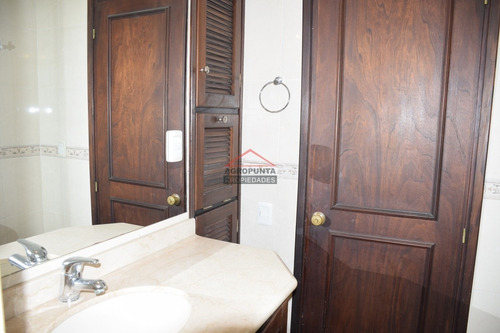Casa En Roosevelt, 3 Dormitorios *- Ref: 3277