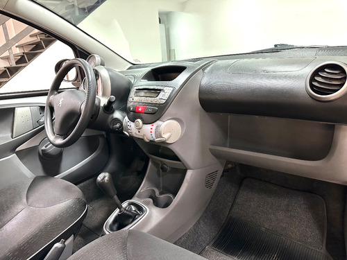 Peugeot 107 1.0 Full