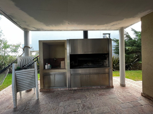 Casa De 7 Ambientes En Country San Eliseo- Impecable !!- Un Lugar Soñado!!