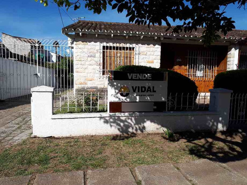 Chalet En Venta En Ciudad Evita