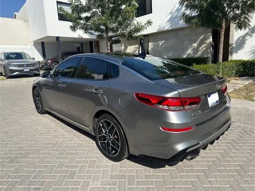 Kia Optima 2.0 L Turbo Gdi Sxl At