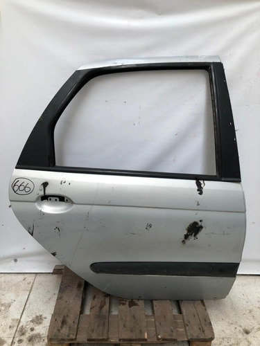 666. Puerta Auto Renault Scenic