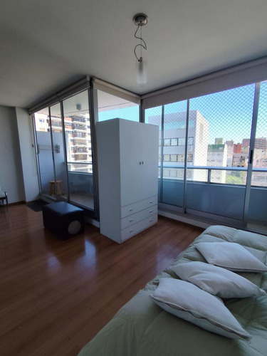Amplio Monoambiente En Alquiler Con Balcon Y Amenities, Colegiales. E-furio.