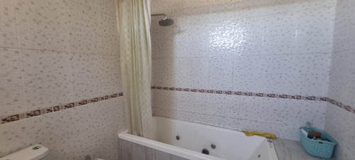 En Venta En El Palomar Casa Hecha A Nuevo Sobre Lote De 340m F: 9752
