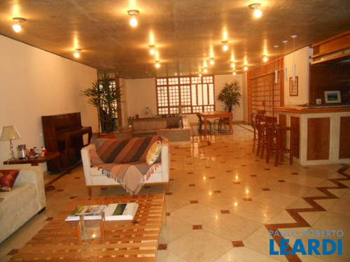 Imagem 2 de 15 de Casa Assobradada - Alto De Pinheiros - Sp - 460033