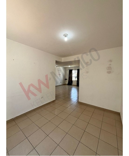 Casa En Venta, A La Entrada De Sonterra , Querétaro