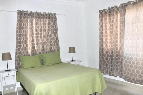 Lindo Apartamento En Venta Amueblado Primer Nivel En Residencial Privado, Jarabacoa