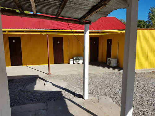 Imagen 3 de 14 de Casa En Venta En Puerto Conchillas. Gran Comodiad