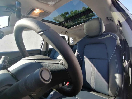 Imagen 11 de 15 de Chevrolet Tracker 2022 5p Premier L3/1.2 Aut